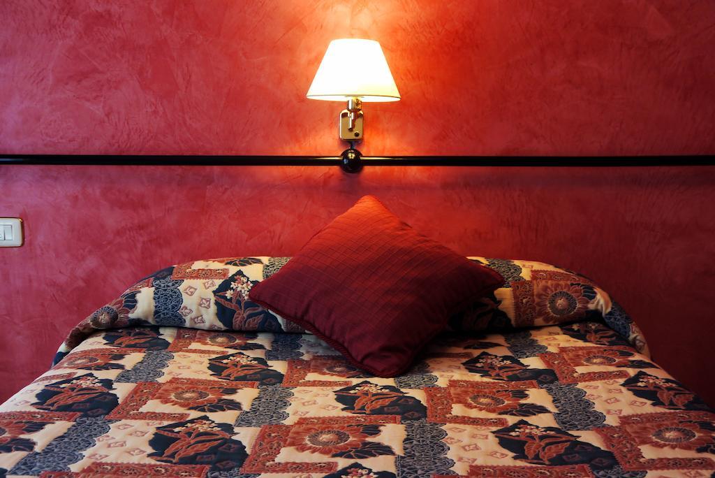 Hotel Lena Pola de Lena Habitación foto